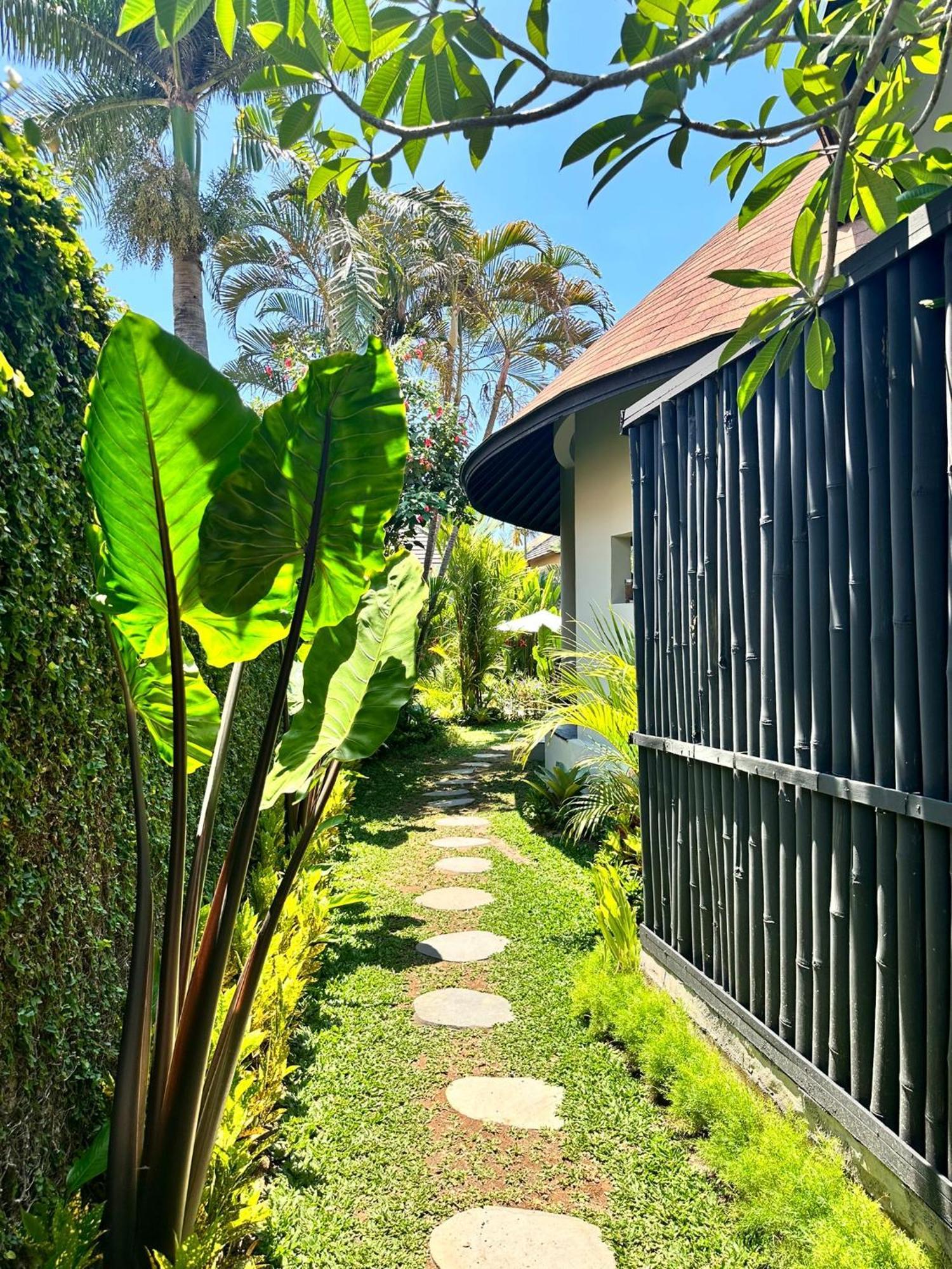 Sub Villas Bali Canggu  Exterior photo